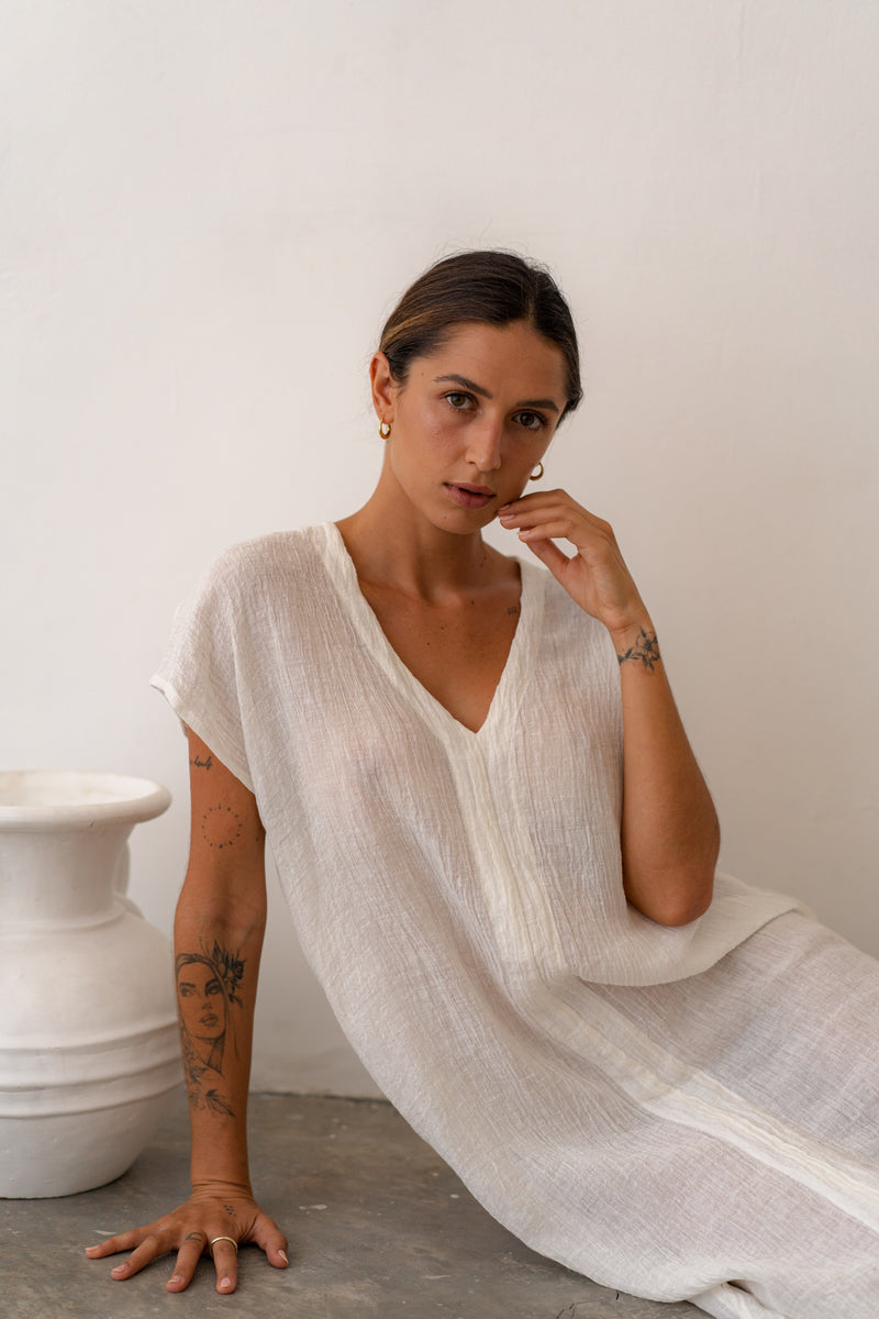 The Linen Crinkle Deep V Tunic Dress One Fable The Linen Crinkle Deep V Tunic Dress One Fable