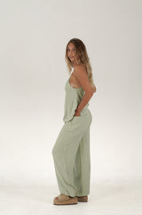 The Eden Trousers with seam detailing - Pistachio