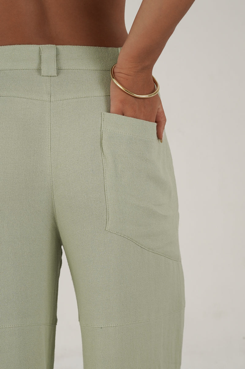 The Eden Trousers with seam detailing - Pistachio