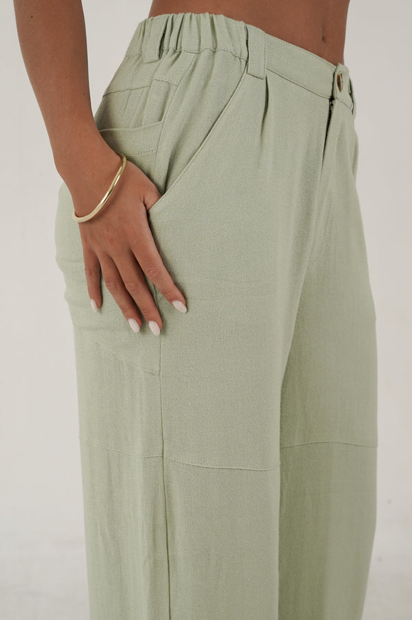 The Eden Trousers with seam detailing - Pistachio